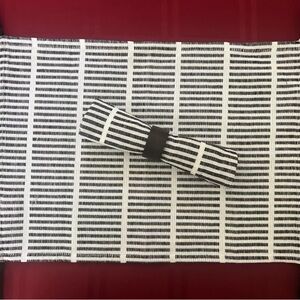 Mainstays Black & White Dining Bundle | Table Runner, Placemats & Napkins | 13pc